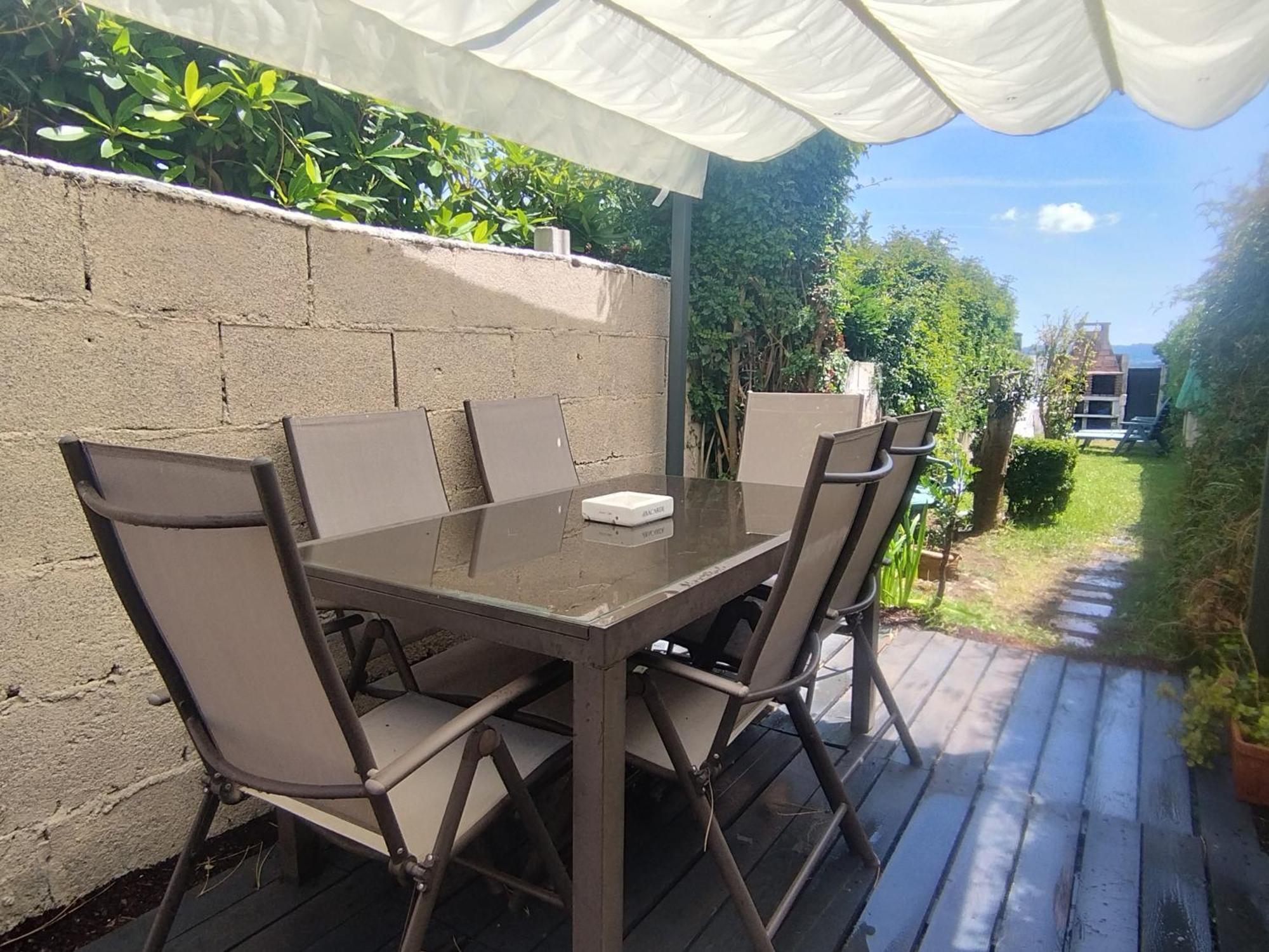 Vistas Al Mar E Isla De La Toja Apartment О Грове Екстериор снимка