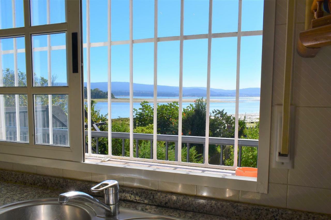 Vistas Al Mar E Isla De La Toja Apartment О Грове Екстериор снимка